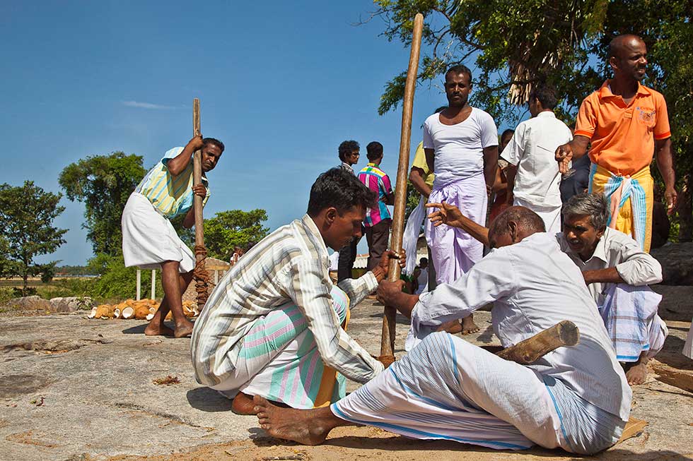 Invoking The Goddess Pattini Kannaki Devotion In Sri Lanka