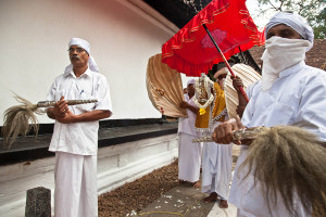 Kap Situweema ritual at the Pattini devale at the Dalada Maligawa (Temple of Buddha’s tooth relic), Kandy